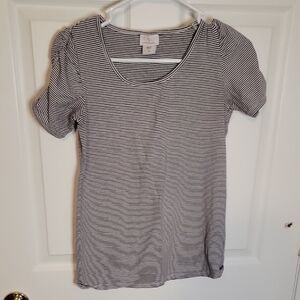 Oh Baby S Gray and White Striped Short Sleeve Maternity Tee